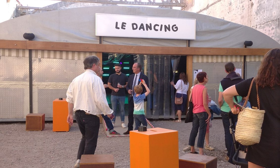 dancingCapture d’écran 2023-05-27 141310